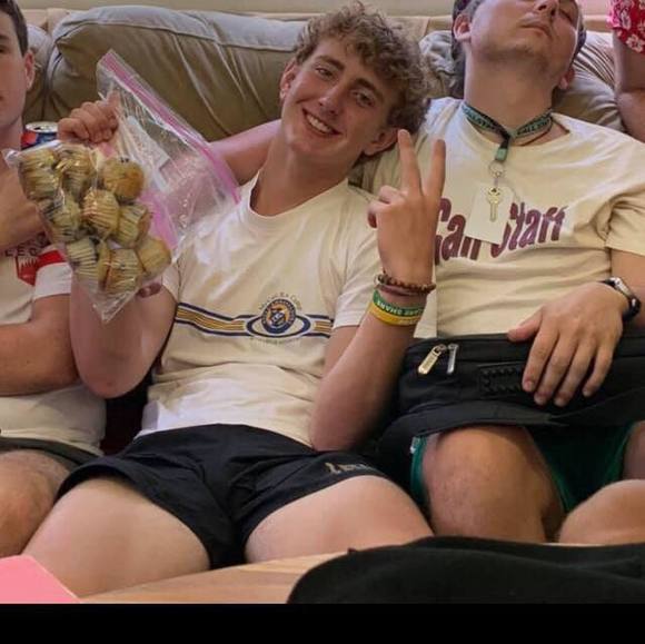 Profile Picture of Nicholas Cartee (@ncartee00) on Poshmark