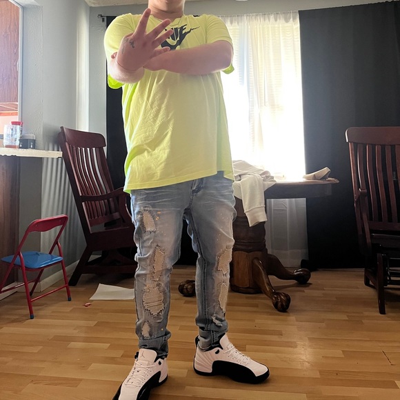 Profile Picture of Daniel Trimble (@danieltrimbl404) on Poshmark