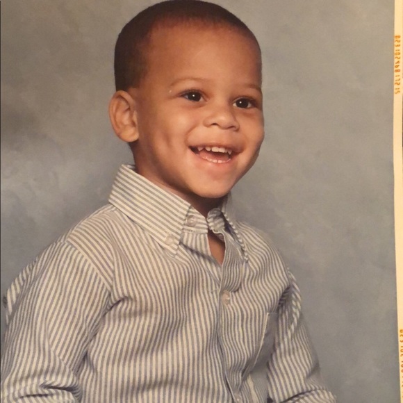 Profile Picture of Deshawn Crawford (@stylesbyhim) on Poshmark