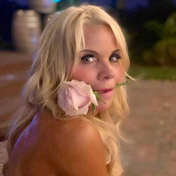 Profile Picture of Denise Demello (@buttercup58) on Poshmark