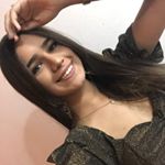 Profile Picture of 𝐽𝑜𝑦𝑐𝑒 𝑁𝑖𝑐𝑜𝑙𝑙𝑦 𝐹𝑒𝑟𝑛𝑎𝑛𝑑𝑒𝑠 (@joycenicolly_) on Instagram