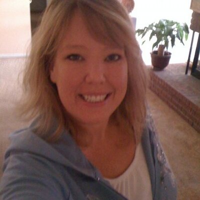 Profile Picture of Kim Blodgett (@pinkytoetx) on Twitter