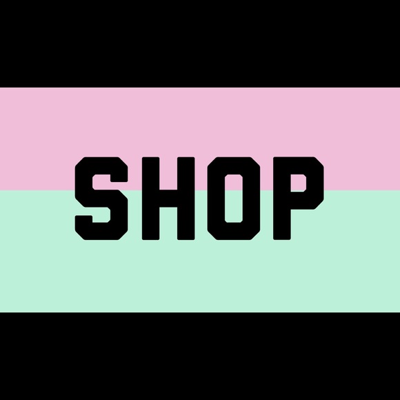 Profile Picture of Abigail Feijoo (@abigail_f123) on Poshmark