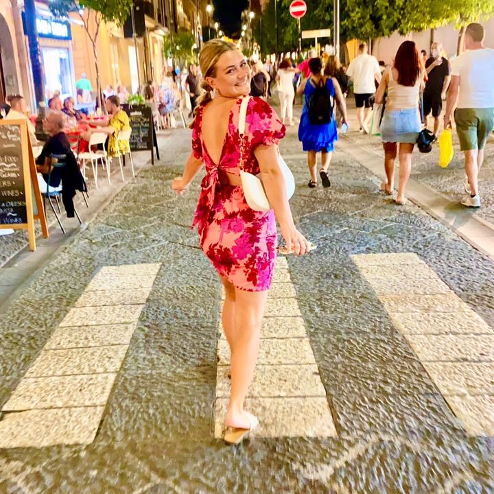 Profile Picture of Eleanor Caponera (@eleanorcaponera) on Tiktok