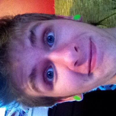 Profile Picture of Andy Warnick (@aahgsjakjgas) on Twitter