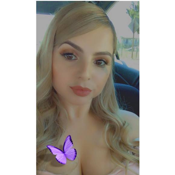 Profile Picture of Irma Rodriguez (@irmakhloe) on Poshmark