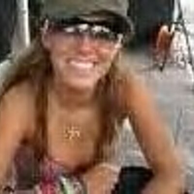 Profile Picture of Aldana Chaikovsky (@AldanaChaikovsk) on Twitter
