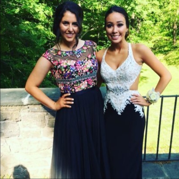 Profile Picture of Mackenzie Pezzulo (@kenzie656) on Poshmark