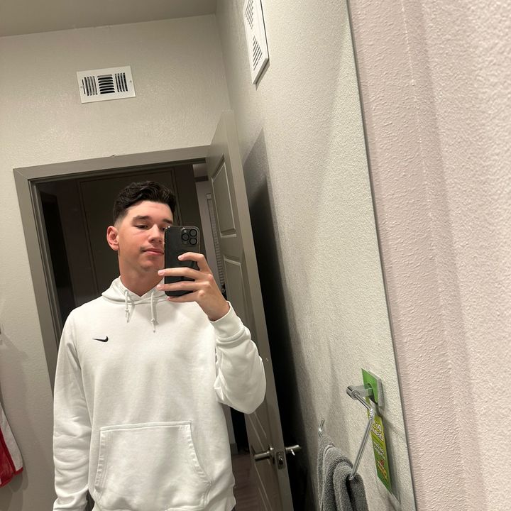 Profile Picture of Chaz Collins (@chazcollins23) on Tiktok