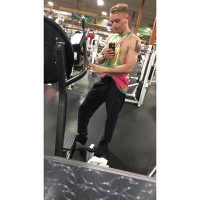 Profile Picture of Nicholas Abell (@Abell_FC) on Twitter