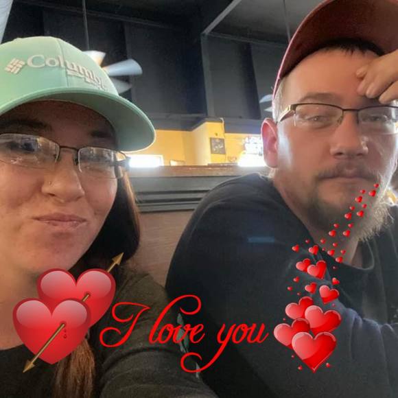 Profile Picture of Tina Paradise (@tparad84) on Poshmark