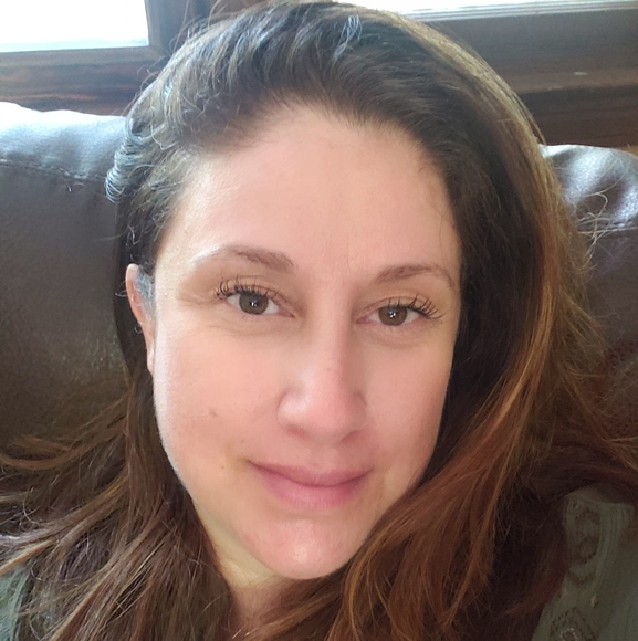 Profile Picture of Paula alexandra Reis (@preis) on Poshmark