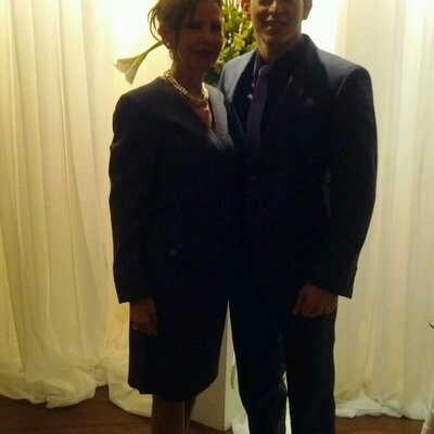 Profile Picture of Benjamin Zambrano (@manganzone) on Twitter