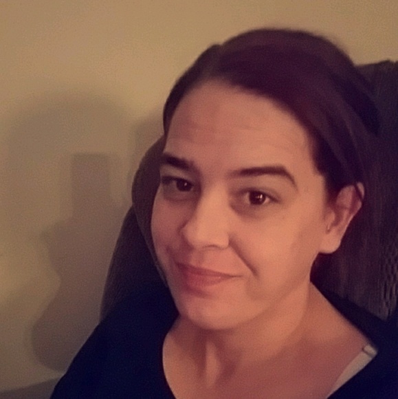 Profile Picture of Jessica Kominek (@jkominek21930) on Poshmark