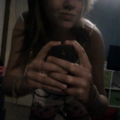 Profile Picture of Phoebe Parsons (@1997Parsons) on Twitter