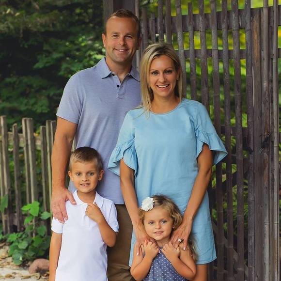 Profile Picture of Autumn Mendell (@autumnmendell) on Poshmark