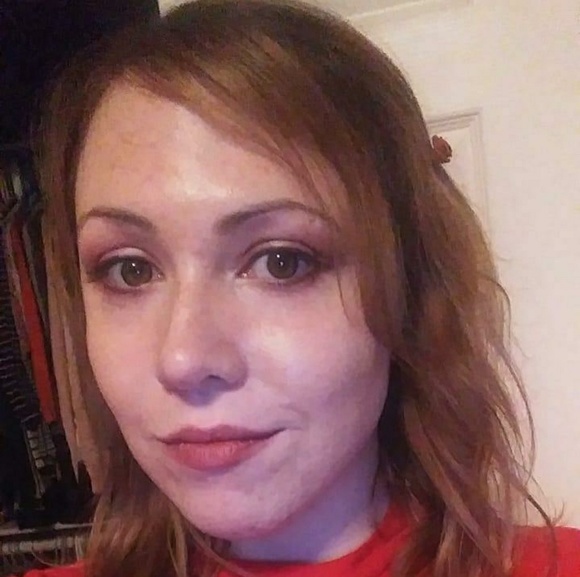 Profile Picture of Frankie Talbert (@frankliefab) on Poshmark