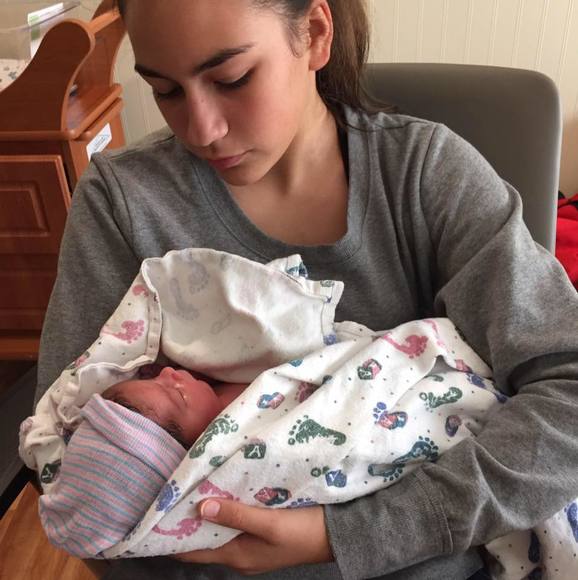 Profile Picture of Saige Lickteig (@saigelick51) on Poshmark