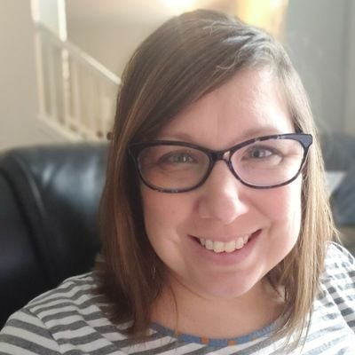 Profile Picture of LIBBYLYONS1977 (@libbylyons1977) on Twitter