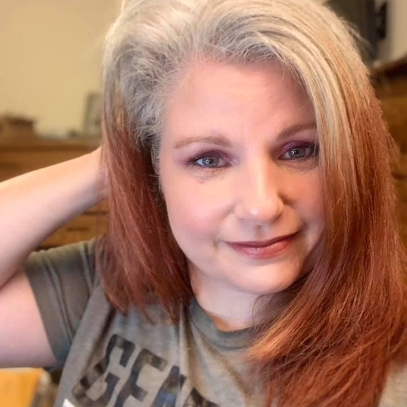 Profile Picture of Christine Yackel (@texlovebug) on Poshmark