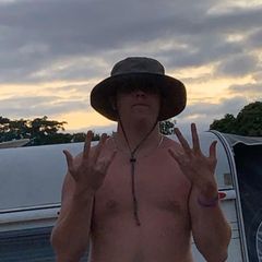 Profile Picture of J Guest (@ccguesty.rl) on Tiktok