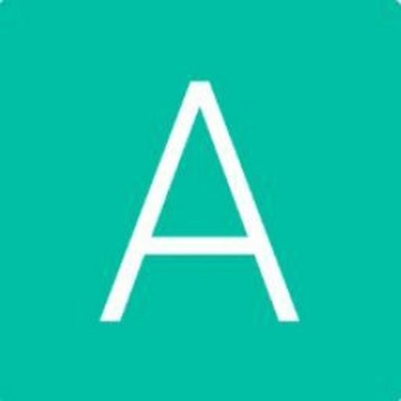 Profile Picture of Ana Galaviz (@ana_galaviz) on Poshmark