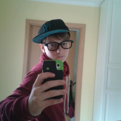 Profile Picture of Jordan Binder (@Jb64Binder) on Twitter