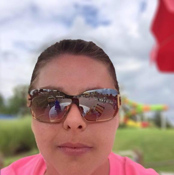 Profile Picture of Rayla Henley (@rayla8716) on Poshmark