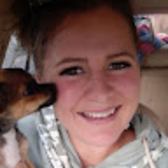 Profile Picture of Darcy Ryan callaway (@darcyhearthorse) on Poshmark