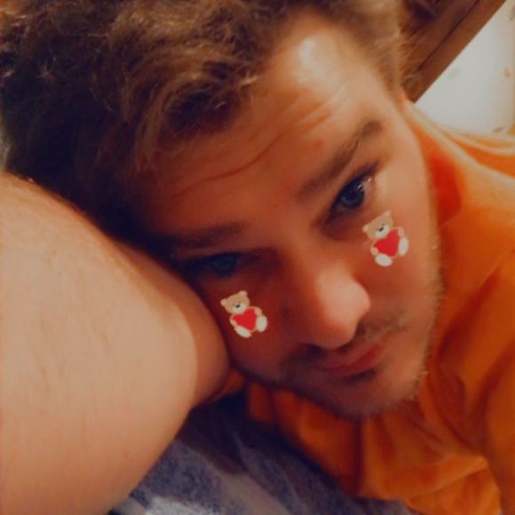 Profile Picture of Sean Csogi (@scsogi) on Poshmark