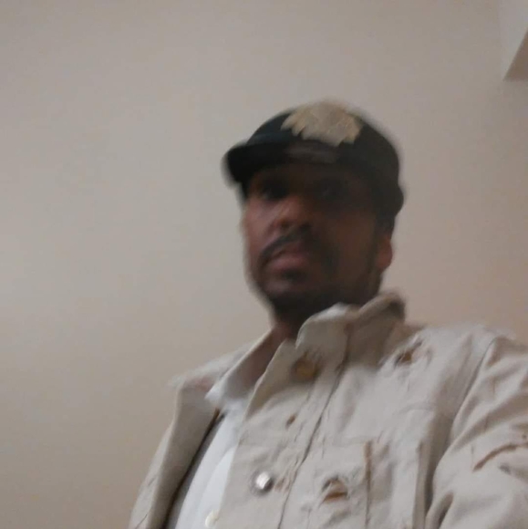 Profile Picture of Lawrence Stowers (@stowersdevin560) on Poshmark