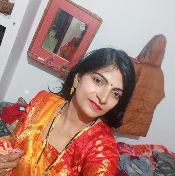 Profile Picture of Neelam Pandey (@neelampandey324) on Poshmark