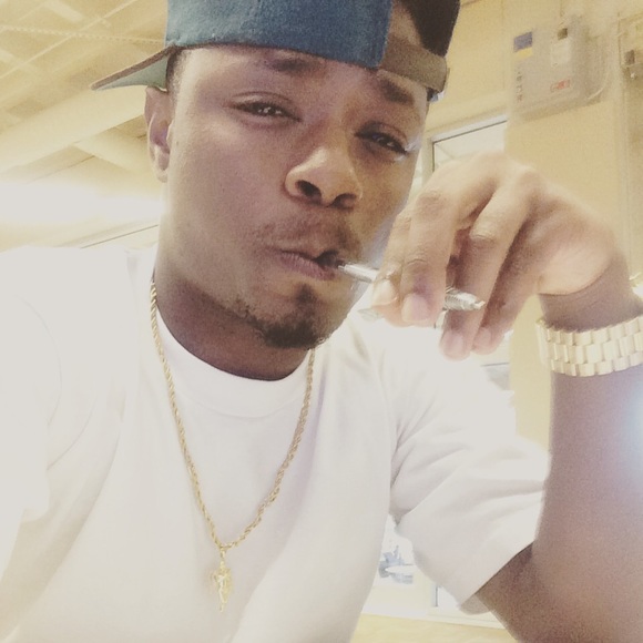 Profile Picture of Calvin Buford (@calvinbuford) on Poshmark