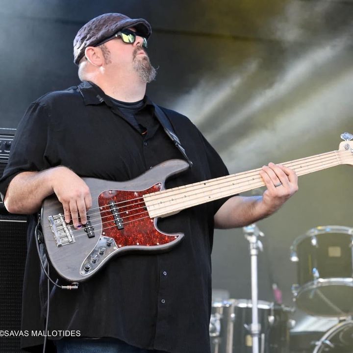 Profile Picture of Cliff Moore (@cliffbass1) on Tiktok