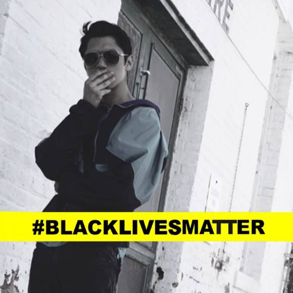 Profile Picture of Alex Arriaga (@locooskins) on Poshmark