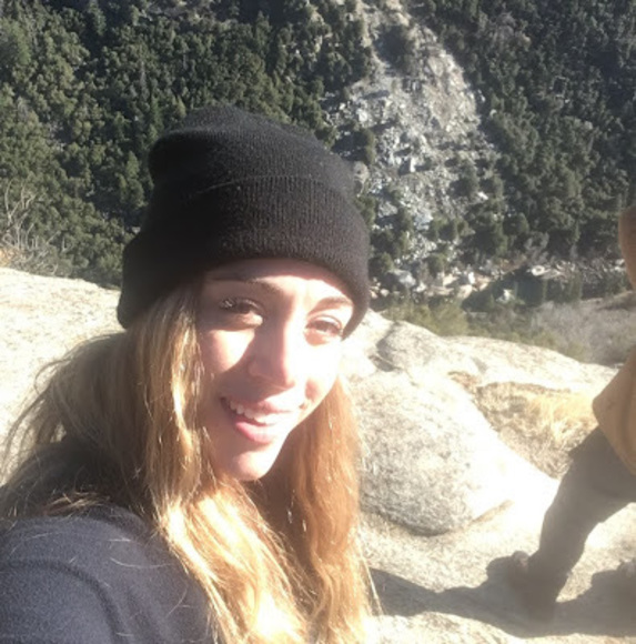 Profile Picture of Christy Lipary (@liparychristy90) on Poshmark