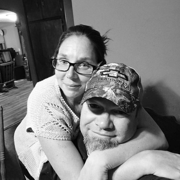 Profile Picture of Shawna Huff (@shawnahuff) on Poshmark