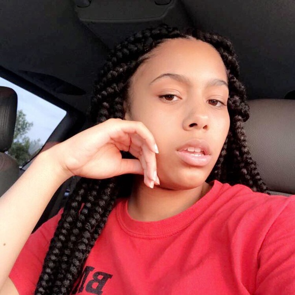 Profile Picture of Jalynn Stewart (@jalynnstewart1) on Poshmark