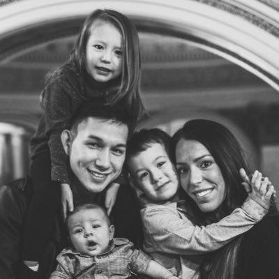 Profile Picture of Ron Benson (@ronbenson_) on Twitter