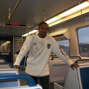 Profile Picture of Darius Mcfadden (@sexy_twin_brother) on Myspace