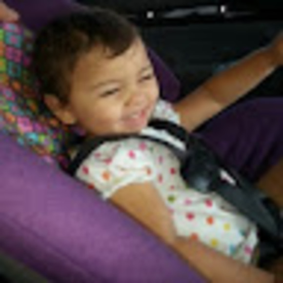 Profile Picture of Jacklin Hardge (@jacklinhardge) on Poshmark