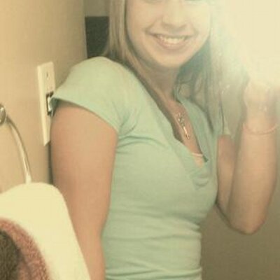 Profile Picture of Bailey Trosclair (@baileytrosclair) on Twitter