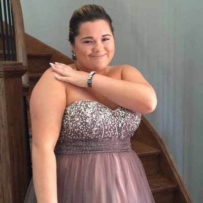 Profile Picture of Maddy Summers (@madison47486337) on Twitter