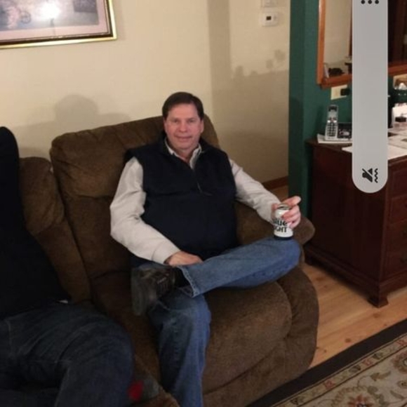 Profile Picture of Douglas Laubacker (@dhlaubacker) on Poshmark