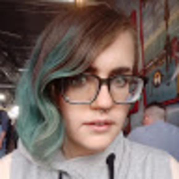 Profile Picture of Karl Janusz (@pugwings) on Poshmark