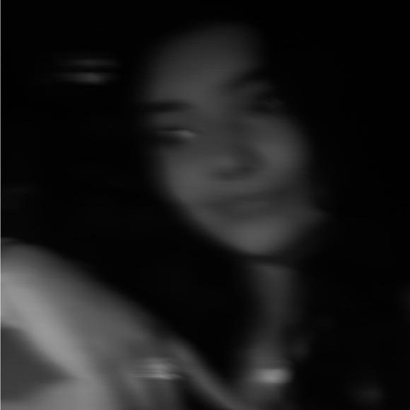 Profile Picture of Bianca Barron (@biancabarron290) on Poshmark