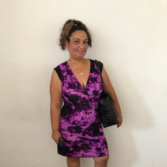 Profile Picture of Claudia Muller (@knap92) on Poshmark