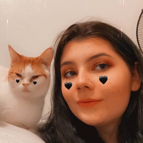 Profile Picture of Maurine Byrne (@maurinebyrne) on Poshmark