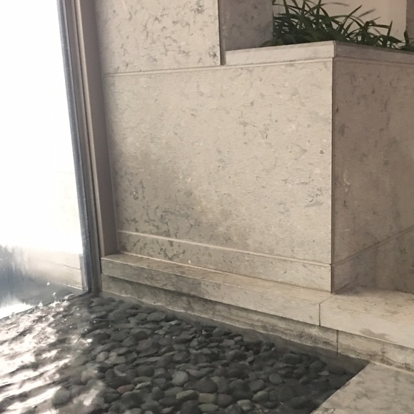 Profile Picture of J Cummings (@jlove808) on Poshmark