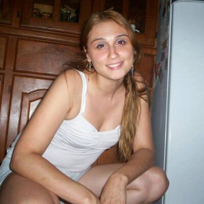 Profile Picture of Mariana Toledo (@marianatoledo54) on Twitter